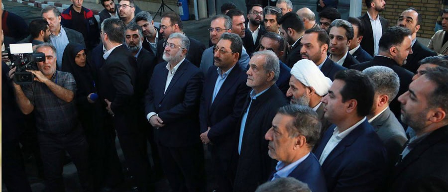 بازدید رئیس‌جمهور و وزیر صمت از دو واحد تولیدی در شهرک صنعتی قرچک